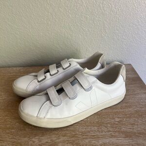 VEJA Esplar 3-Lock Sneaker, Size 10 / 41, Extra White